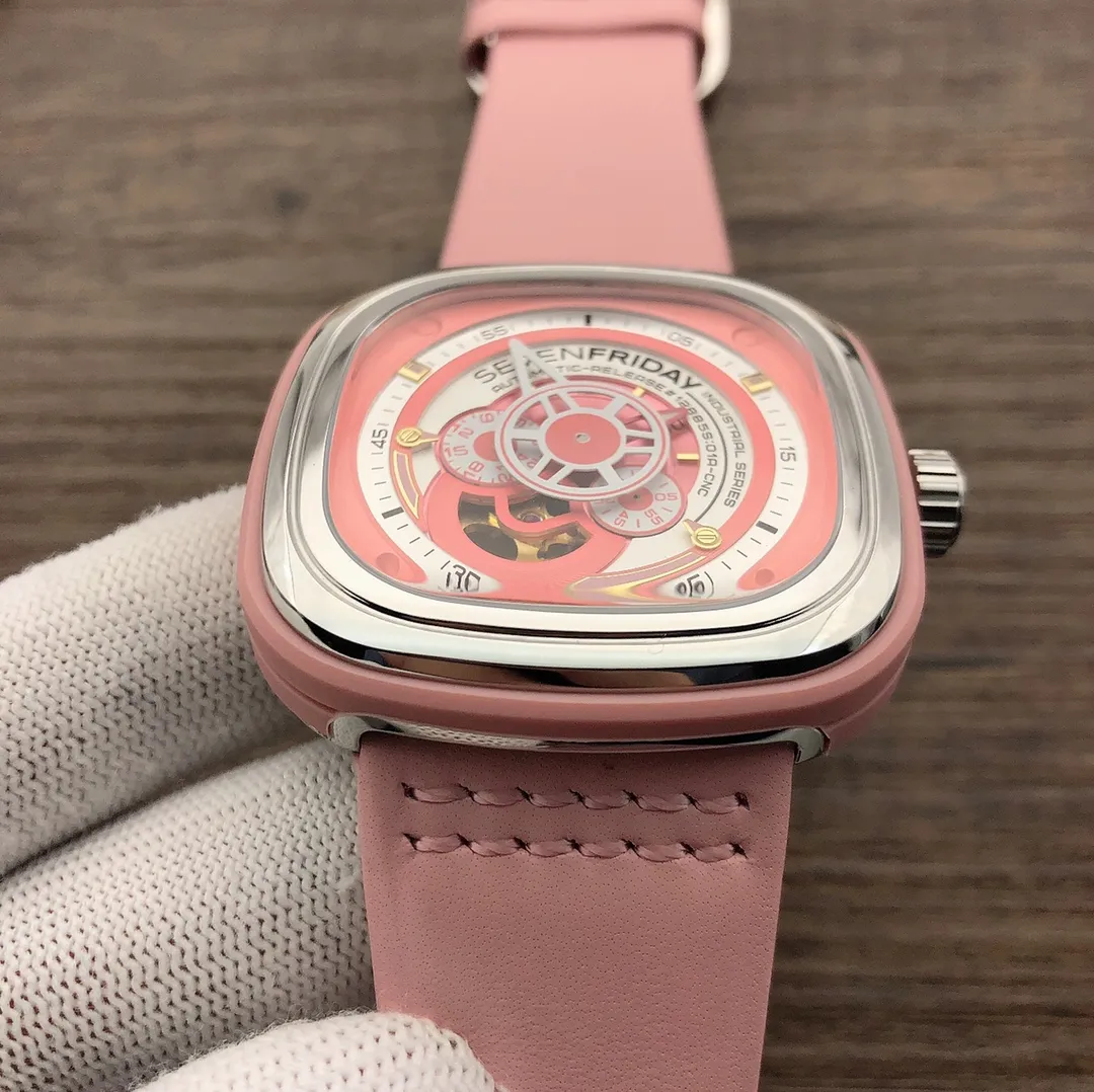 【Tmall Authentic Product】💰1720! Romantic white Christmas gift! 100% original parts order, excellent quality Product name: SevenFriday Model: SF-P2B/02 The latest hot model, size: 47*13mm Movement: Japanese Citizen movement, long and short needle design, clear time, thickened mineral glass; Italian cow leather strap; original pin buckle, pay attention to the details, authentic version, real wood, brand new set